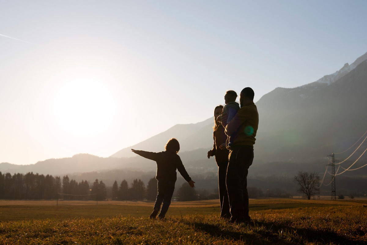 2025년, 소비자는 ‘AI보다 사람’을 원한다